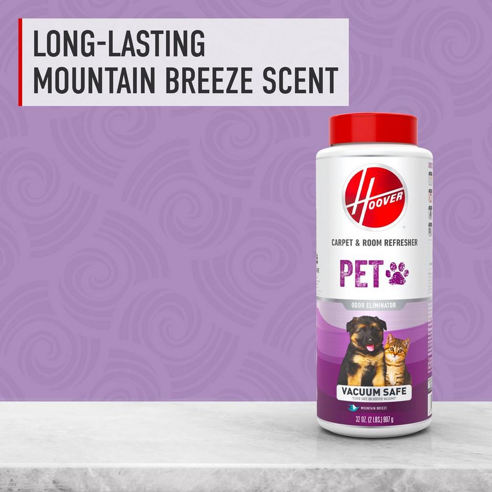 Display of Hoover Pet odor eliminator carpet powder highlighting its long-lasting mountain breeze scent.
